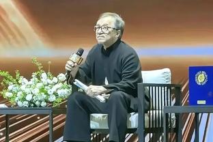 Tôn Văn nói về Thanh Huấn: Nếu thế hệ chúng ta không được, vậy thế hệ sau tiếp tục cố gắng